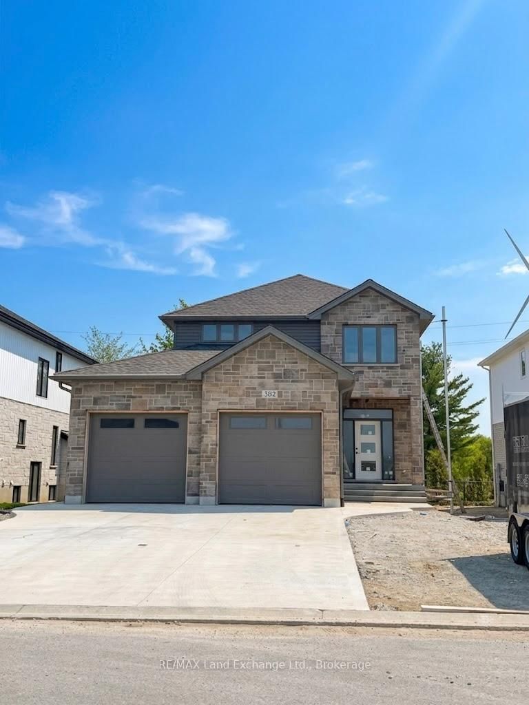 382 Frances, Saugeen Shores, Ontario N0H 2C3