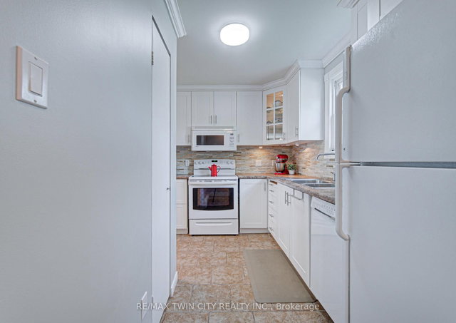 26 - 175 Cedar Street