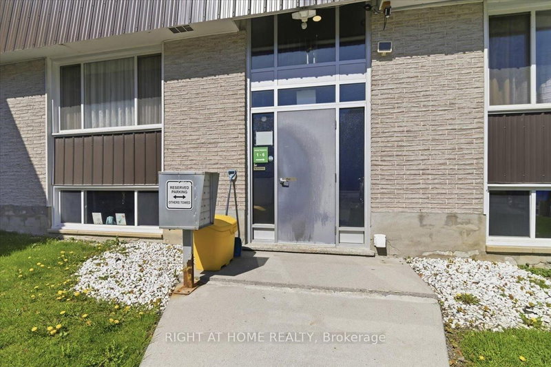 116 Saskatoon Ave N photo 2