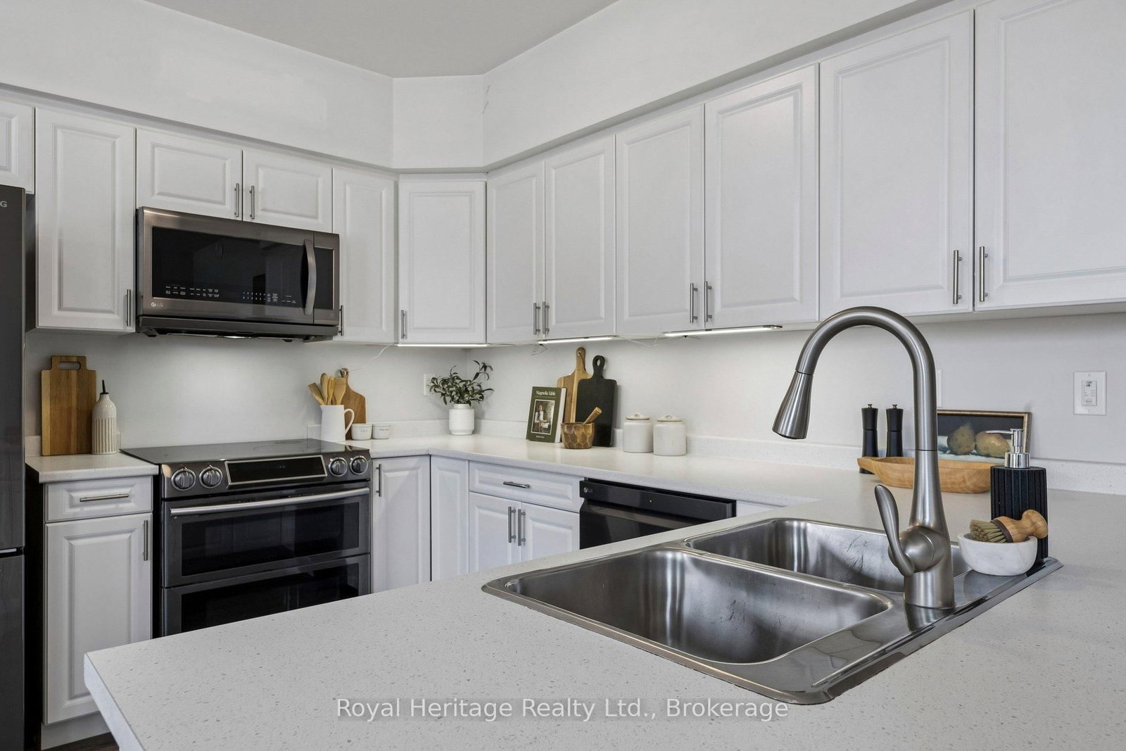 450 Lonsberry Drive, Unit 304 - Photo 10