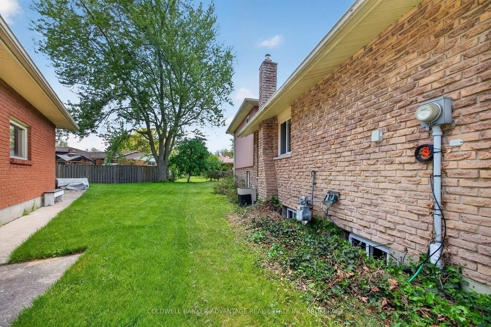 6976 ABBEY Circle • Niagara Falls, ON photo 9