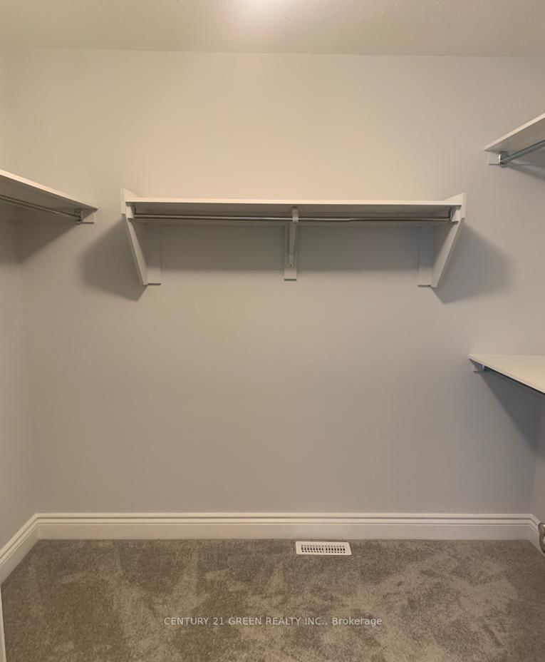 136 Yearling Circle • Richmond, ON photo 14