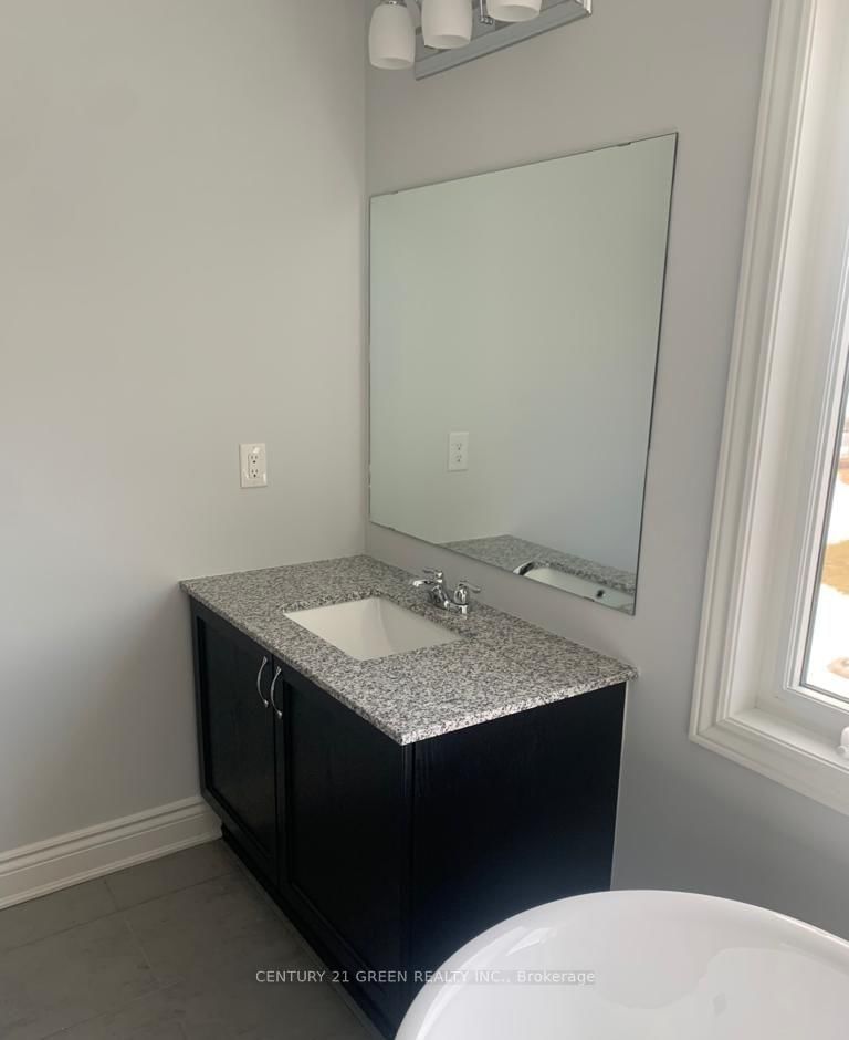 136 Yearling Circle • Richmond, ON photo 18