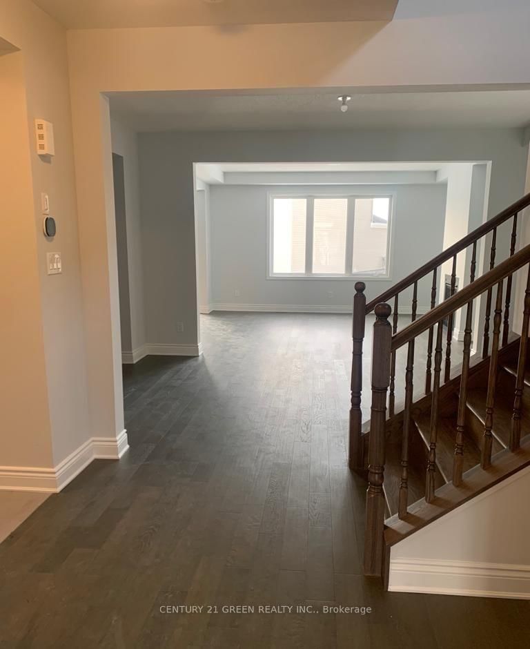 136 Yearling Circle • Richmond, ON photo 5