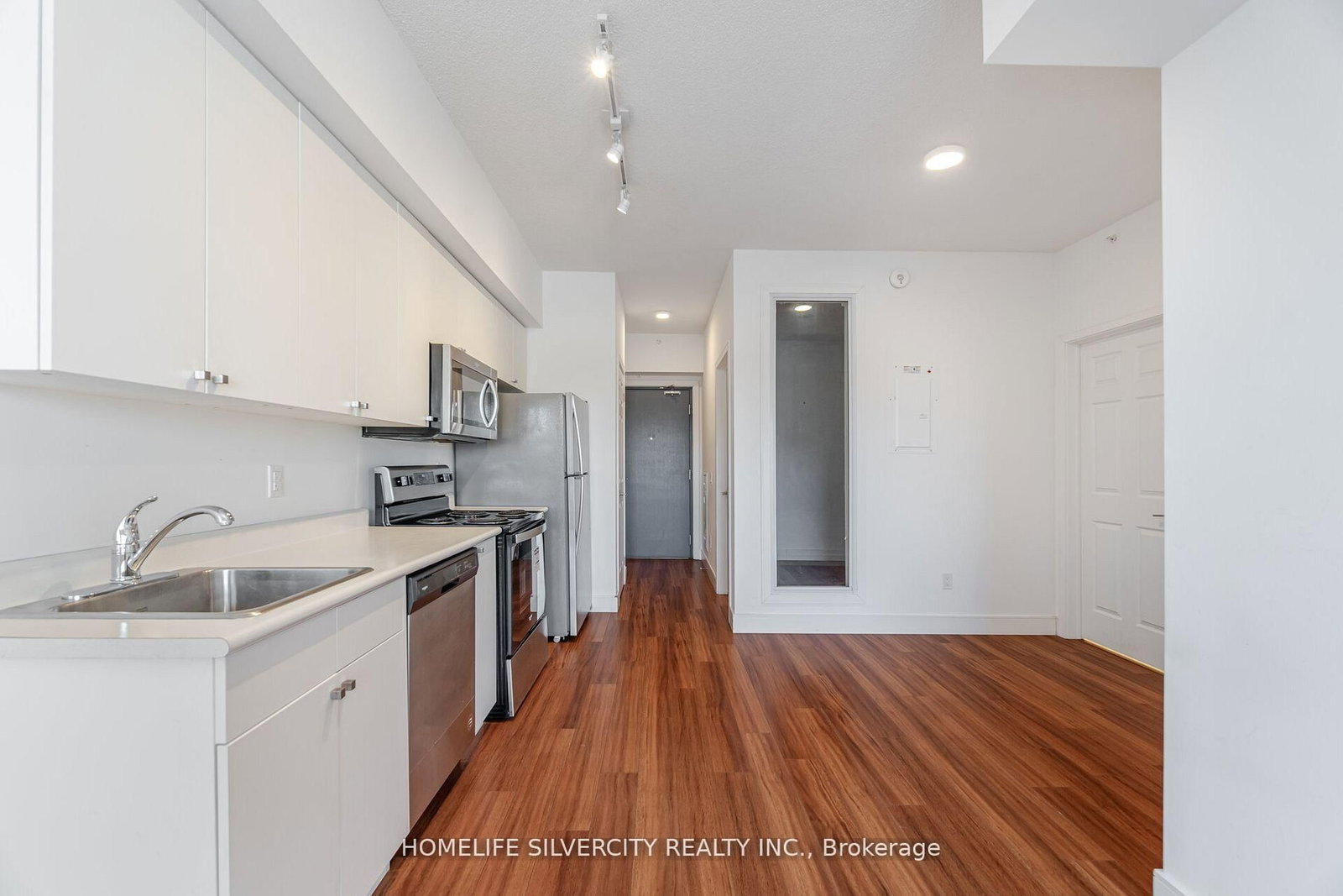 1 Wellington Street, Unit 315 - Photo 10
