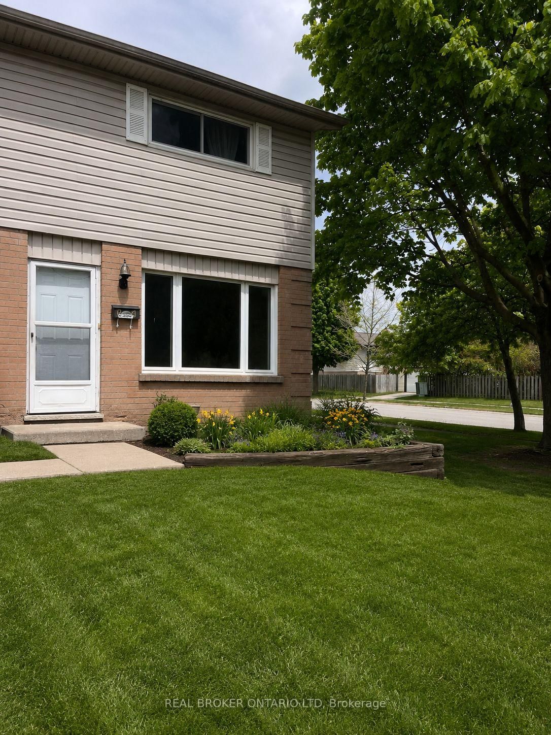 24 - 75 Gatewood Place, London East