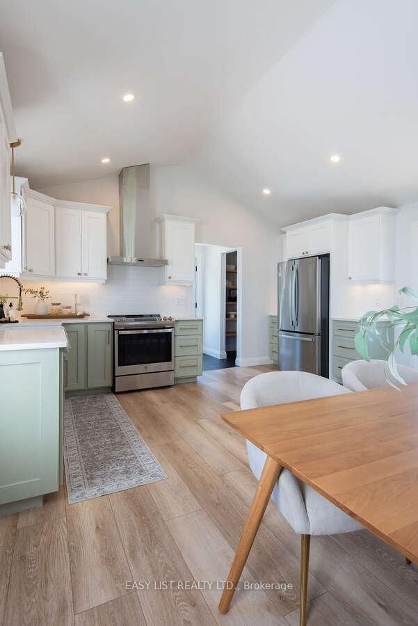 8993 Petrolia Line • Brooke-Alvinston, ON photo 16