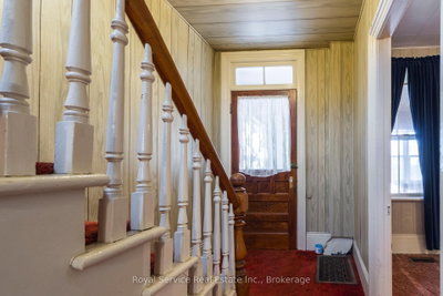 370 Division Street — photo 5