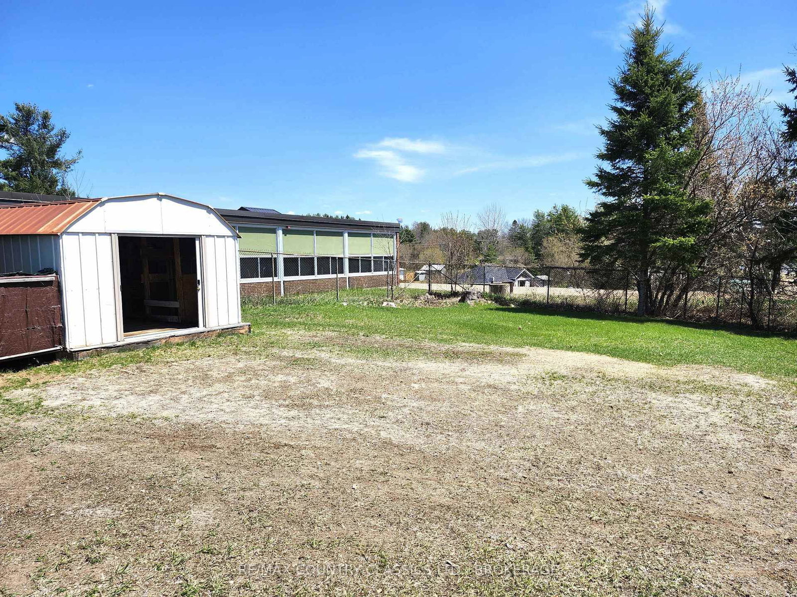 11 S Central Street • Denbigh, ON photo 25