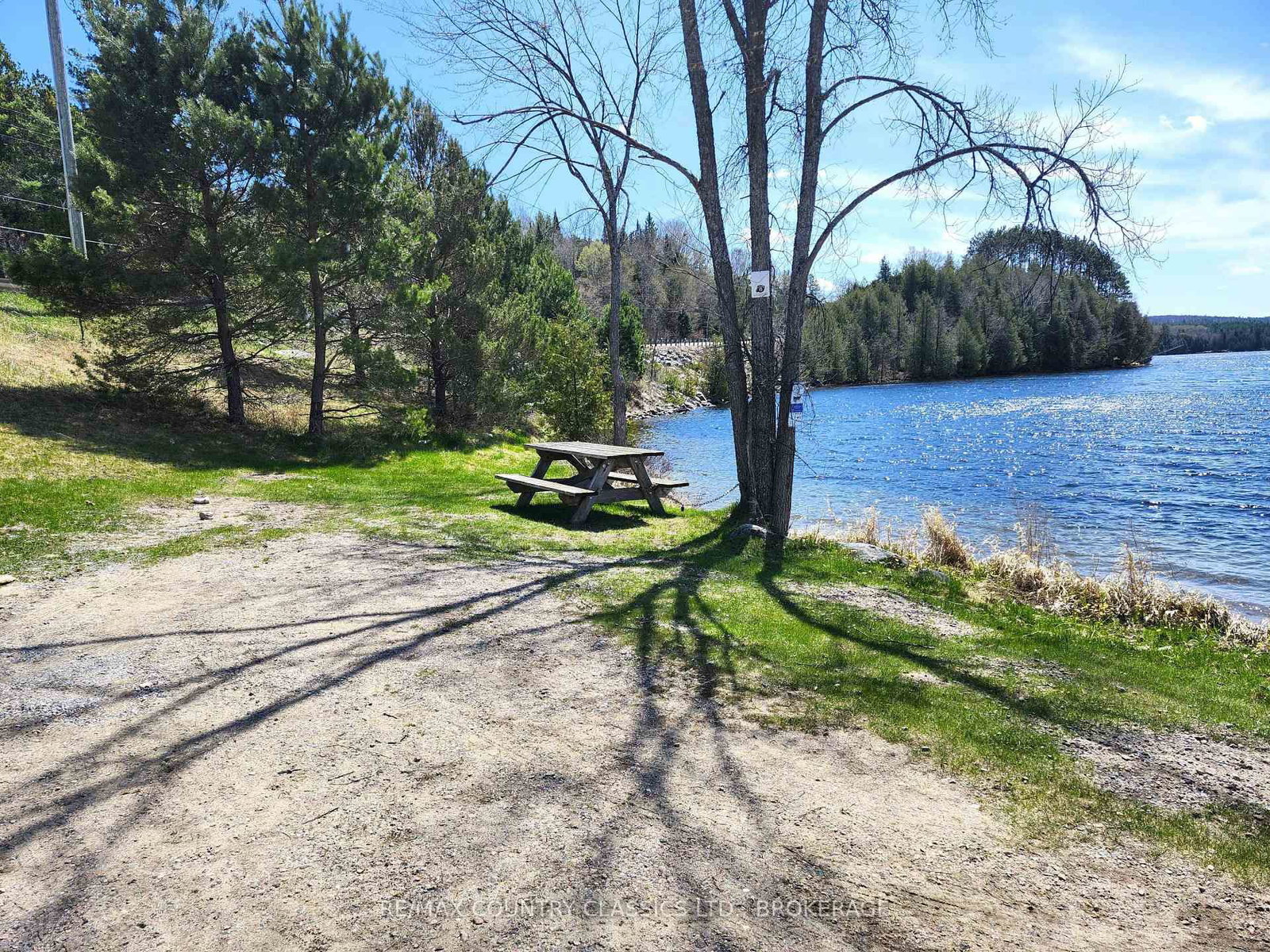 11 S Central Street • Denbigh, ON photo 29