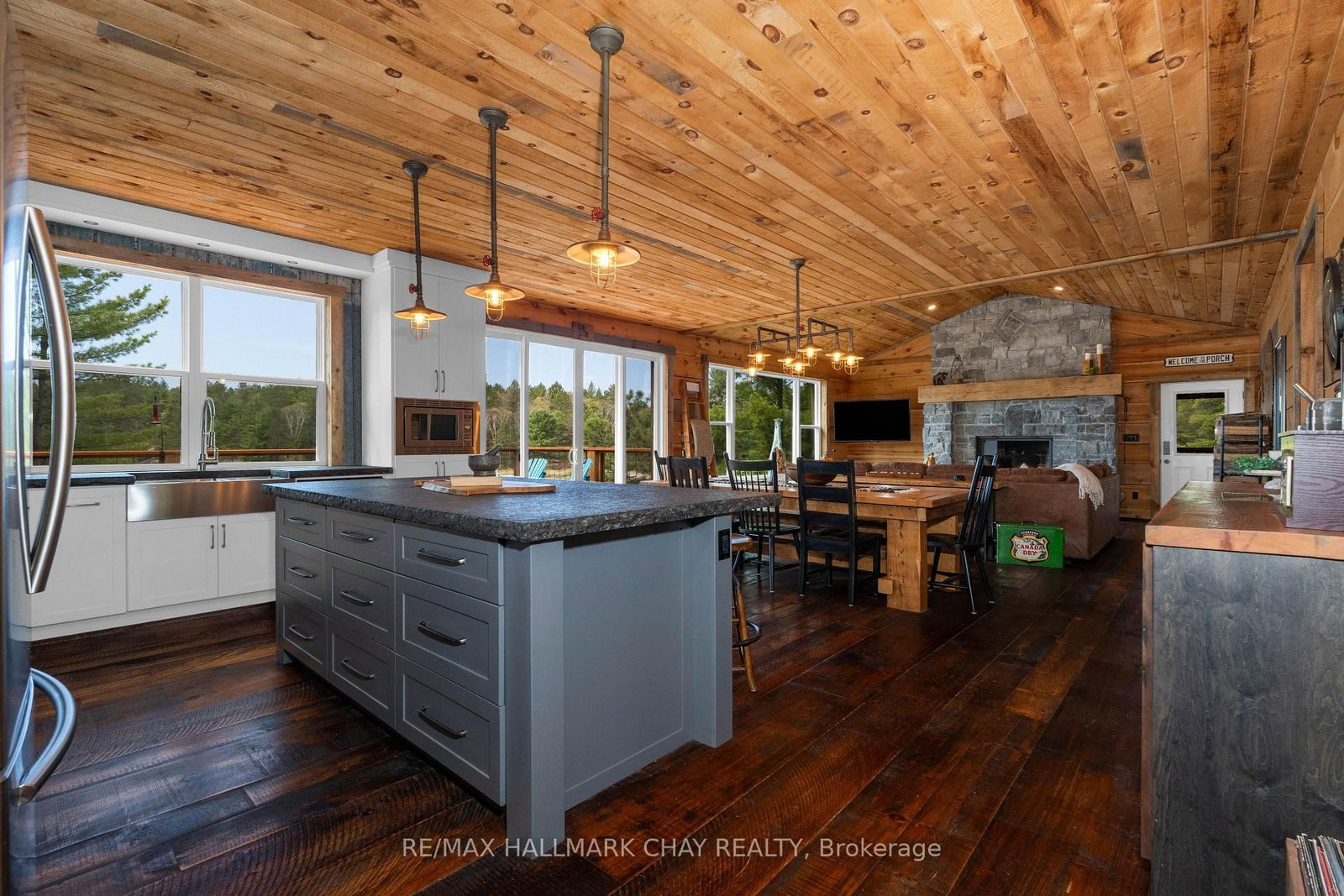 Listing Image 9