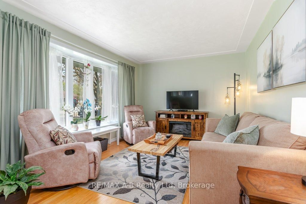 61 Mc Donald Street • Stratford, ON photo 16