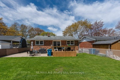 61 Mc Donald Street • Stratford, ON photo 9