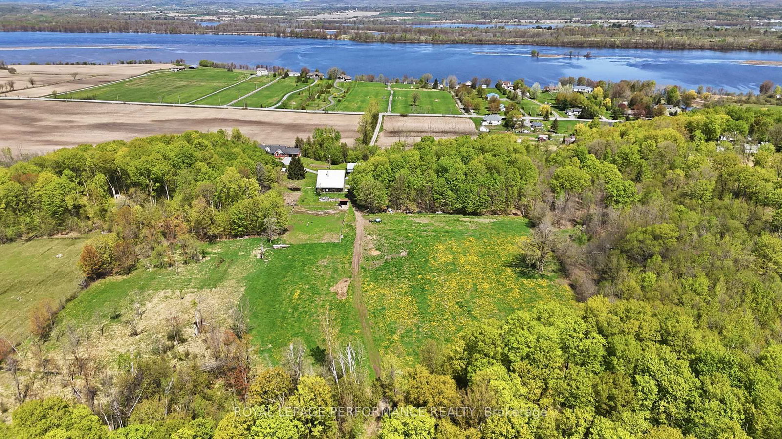 1980 Concession 1 Road • Alfred and Plantagenet, ON photo 45