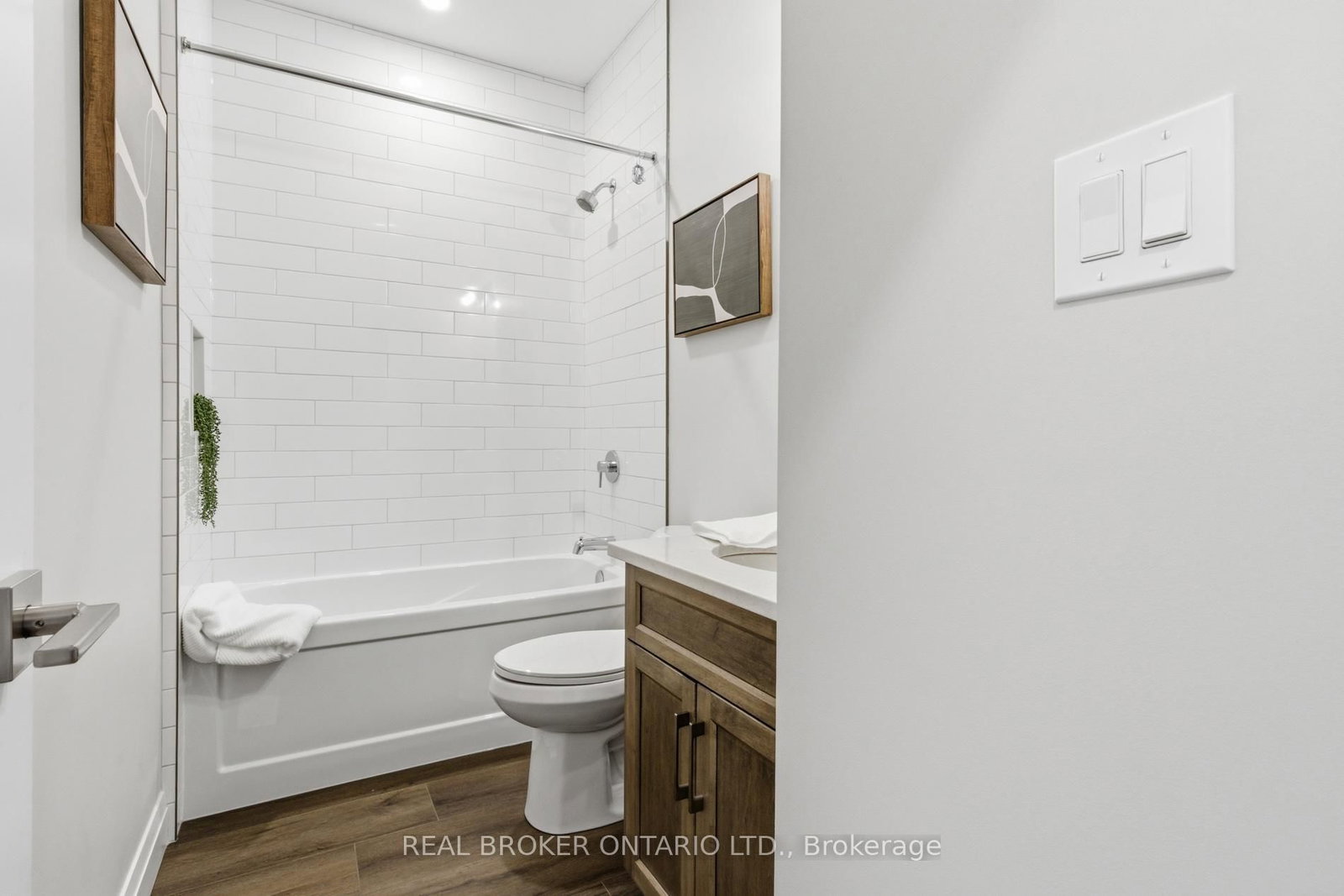 29 Weymouth Street • #20 • Woolwich, ON photo 24