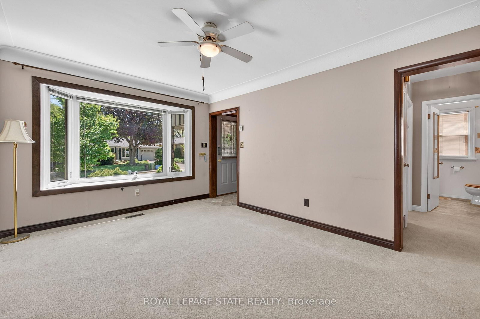 16 Brodick Street • Hamilton, ON photo 12