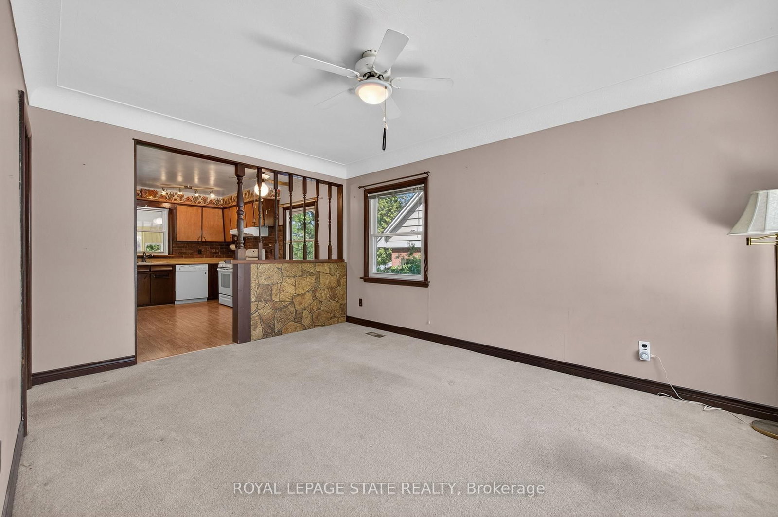 16 Brodick Street • Hamilton, ON photo 14