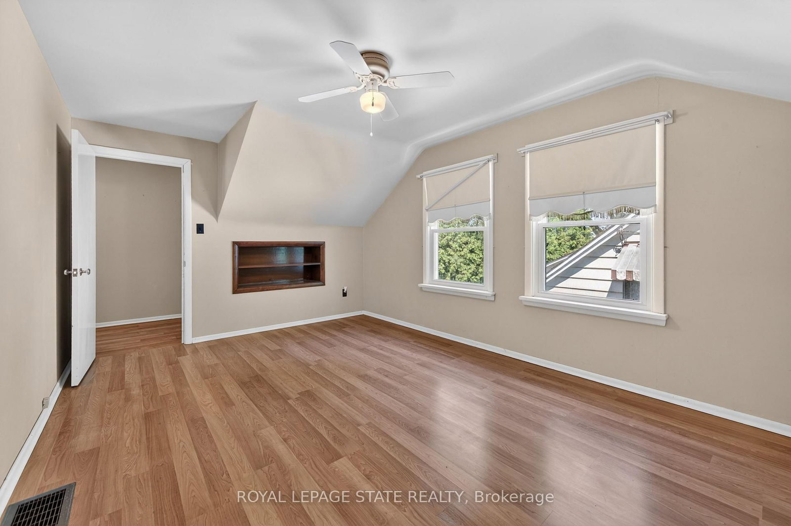 16 Brodick Street • Hamilton, ON photo 22
