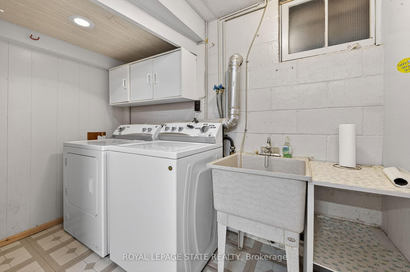 16 Brodick Street • Hamilton, ON photo 34