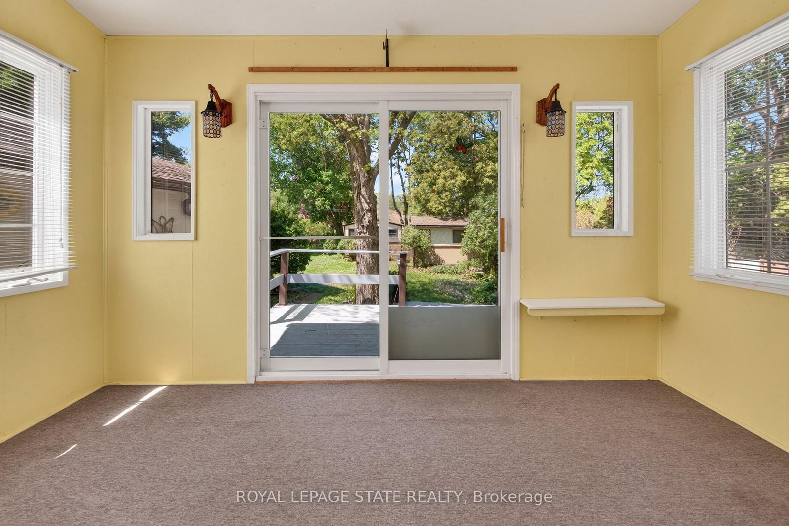 16 Brodick Street • Hamilton, ON photo 40