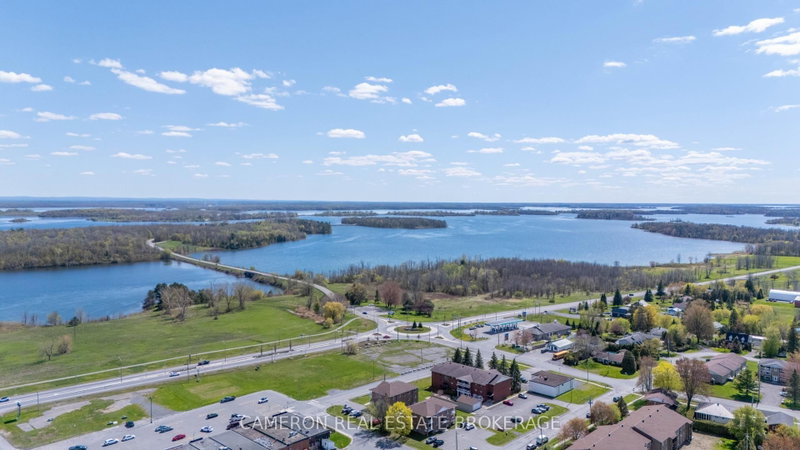 27 Long Sault Drive