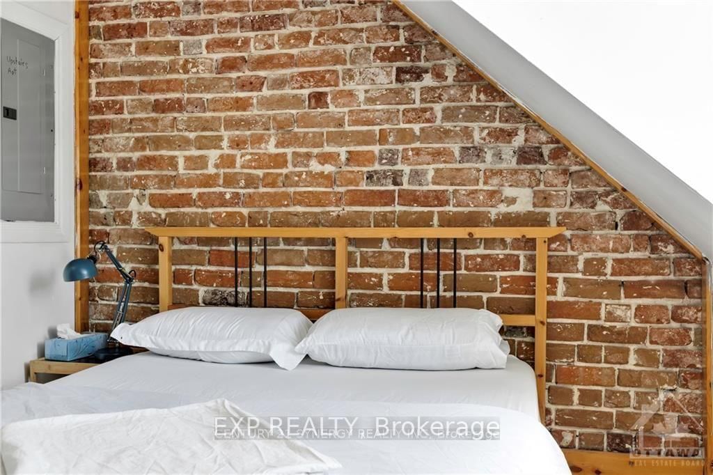 277 St Patrick Street • Ottawa, ON photo 11
