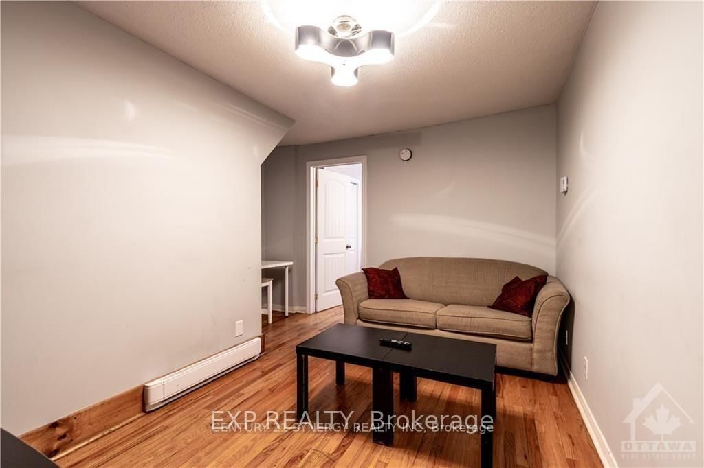 277 St Patrick Street • Ottawa, ON photo 16