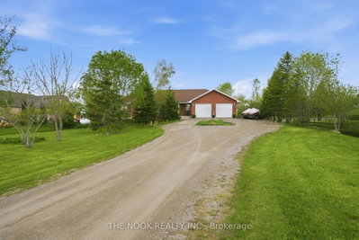 4 McGillivray Lane — photo 5
