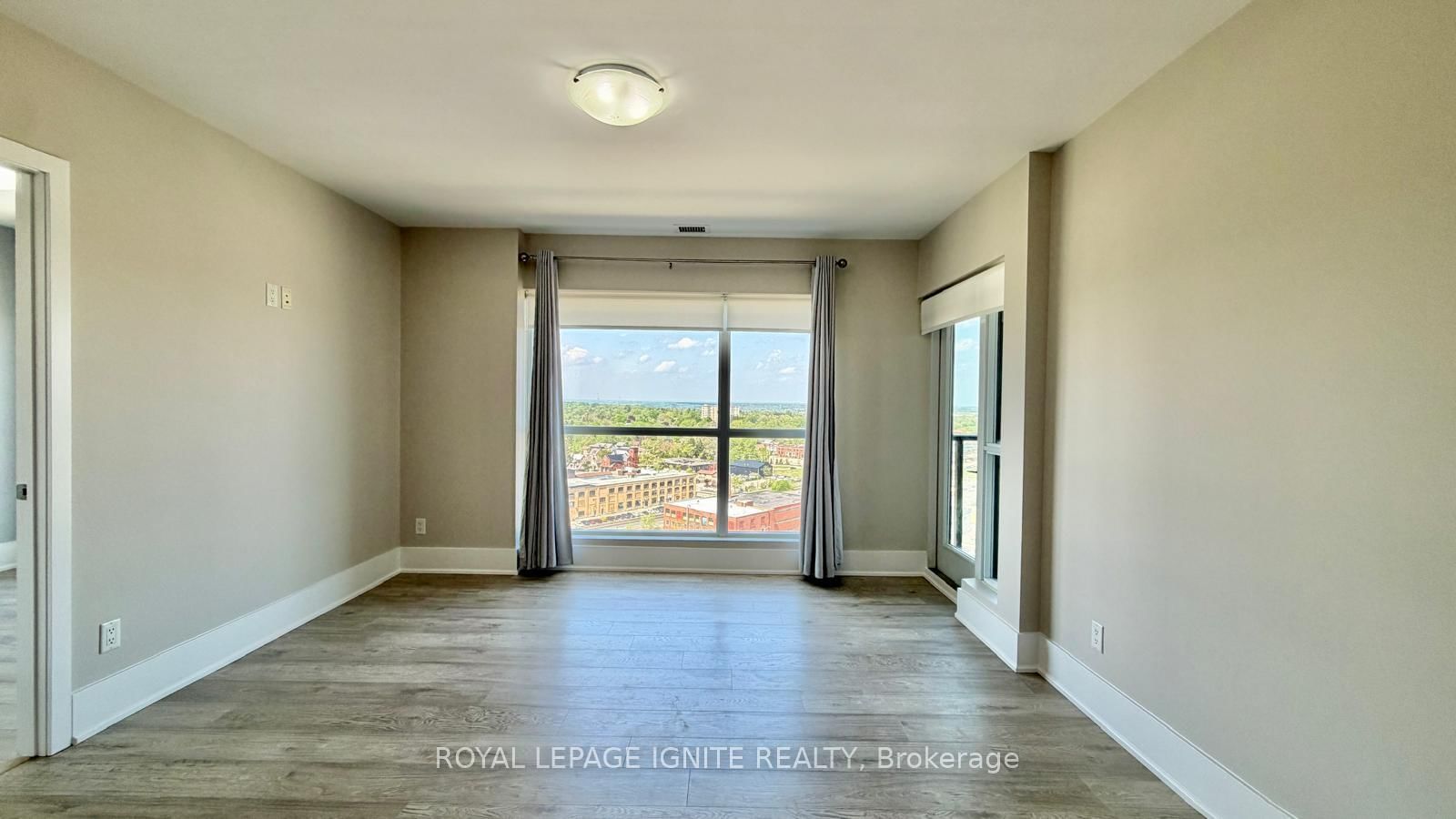 1 Victoria Street, Unit 1712 - Photo 8