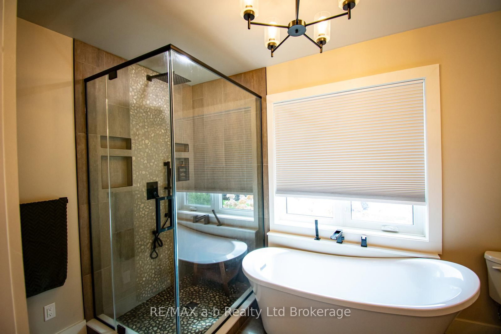 3 Belfast Circle • Tillsonburg, ON photo 20
