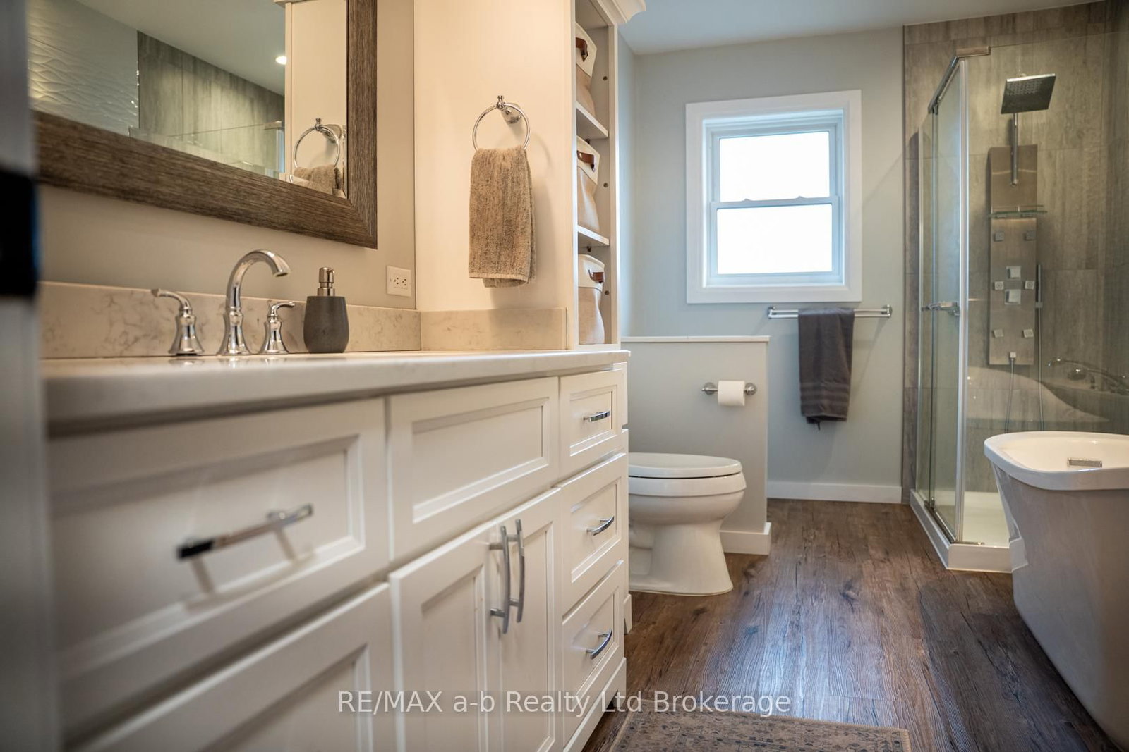 3 Belfast Circle • Tillsonburg, ON photo 22