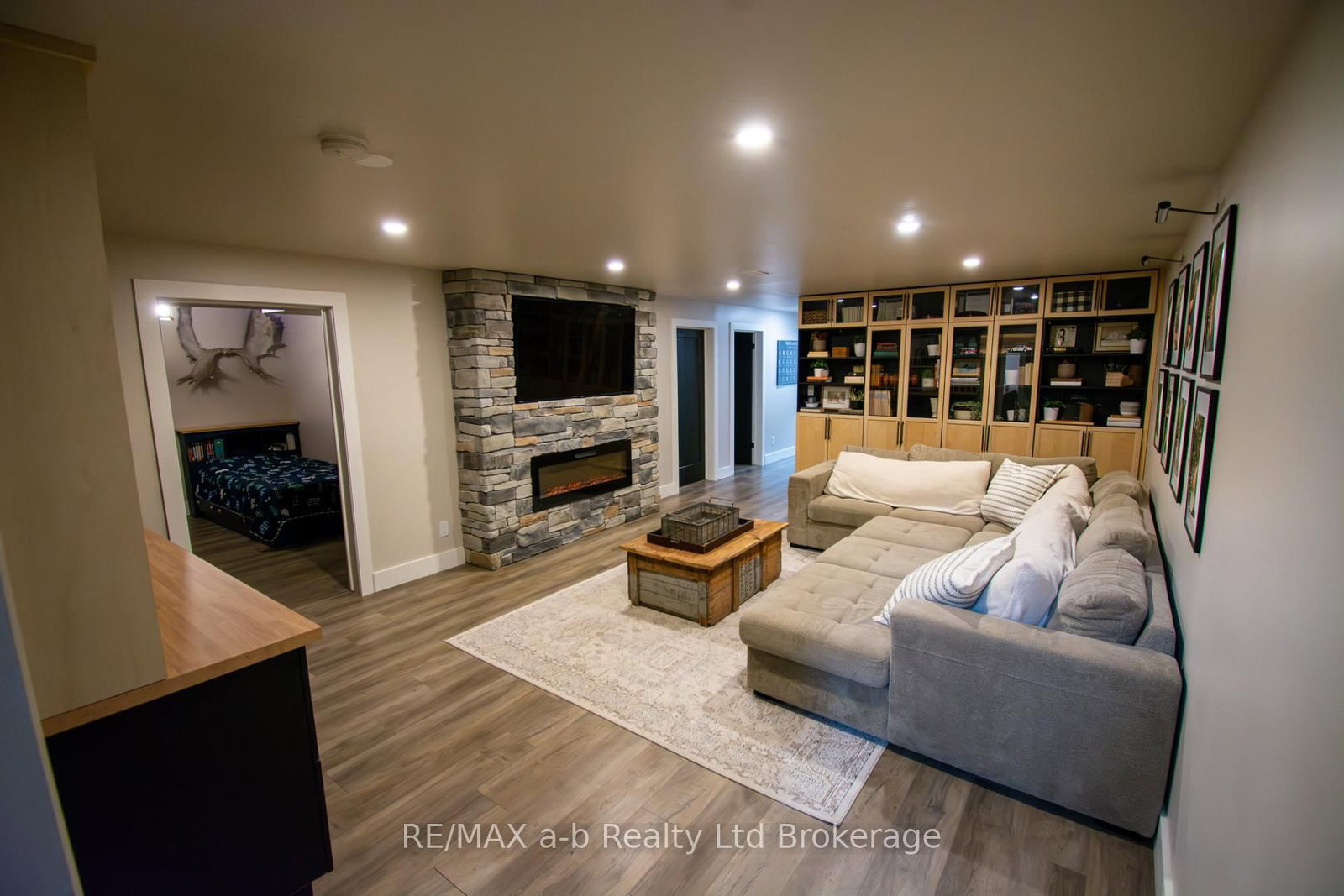 3 Belfast Circle • Tillsonburg, ON photo 28