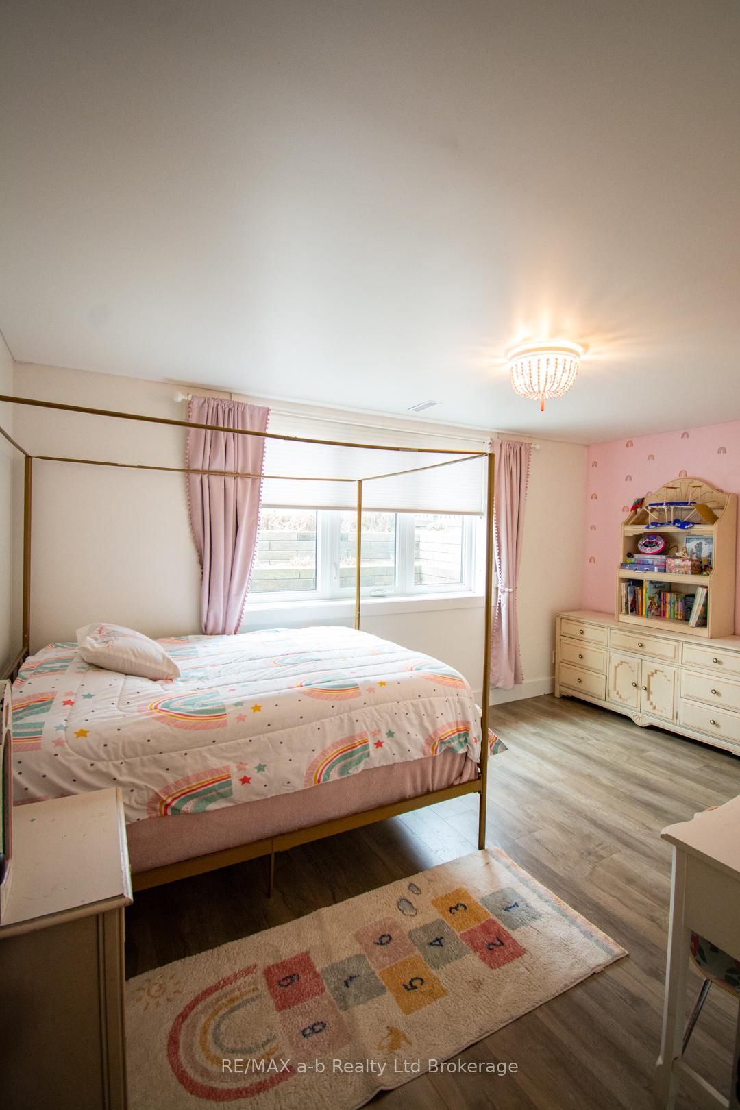 3 Belfast Circle • Tillsonburg, ON photo 32