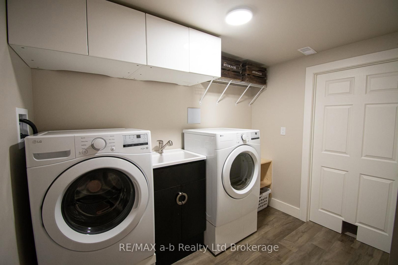 3 Belfast Circle • Tillsonburg, ON photo 36