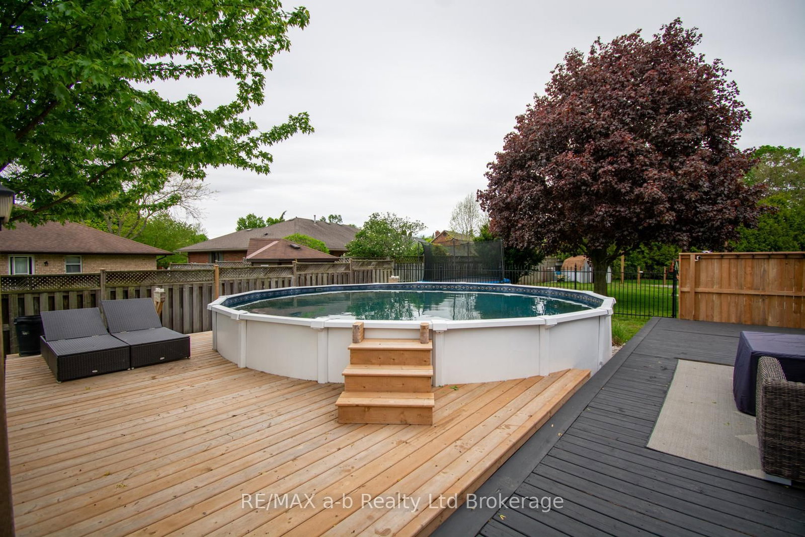 3 Belfast Circle • Tillsonburg, ON photo 40