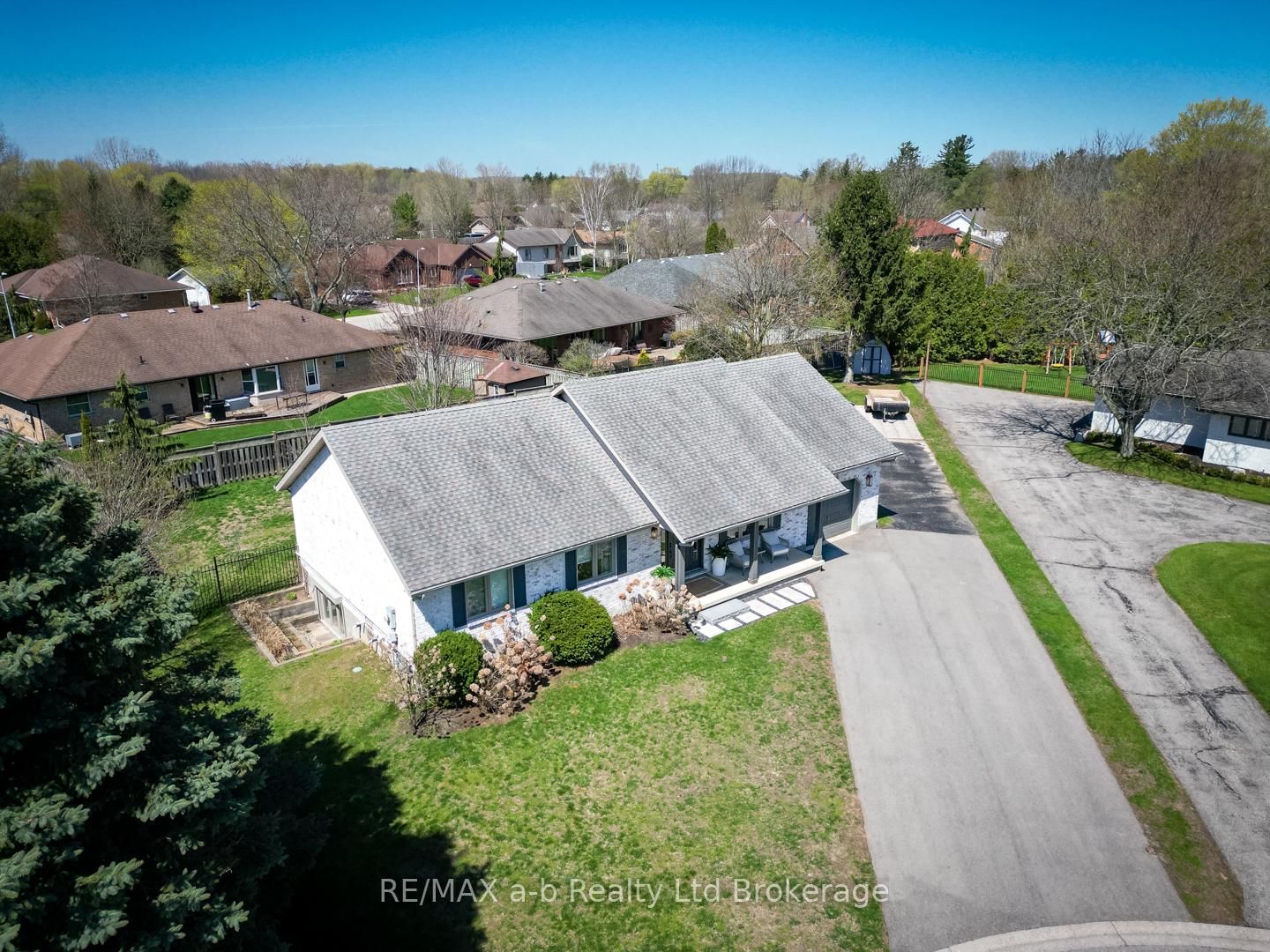 3 Belfast Circle • Tillsonburg, ON photo 49