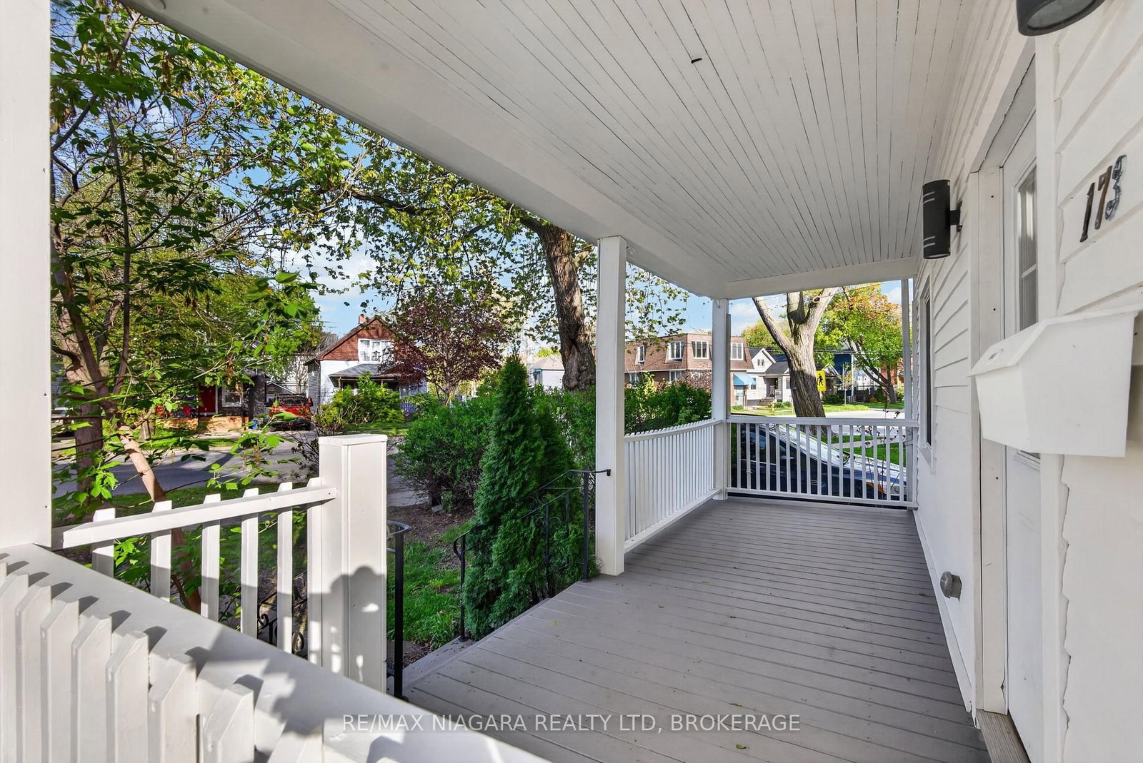 173 Lake Street • St. Catharines, ON photo 2