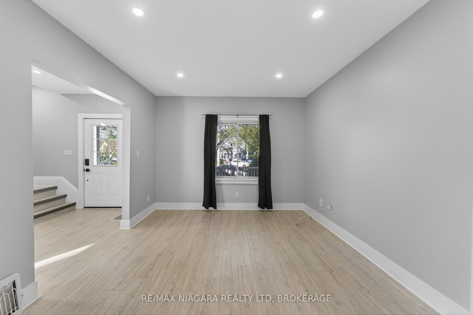 173 Lake Street • St. Catharines, ON photo 8
