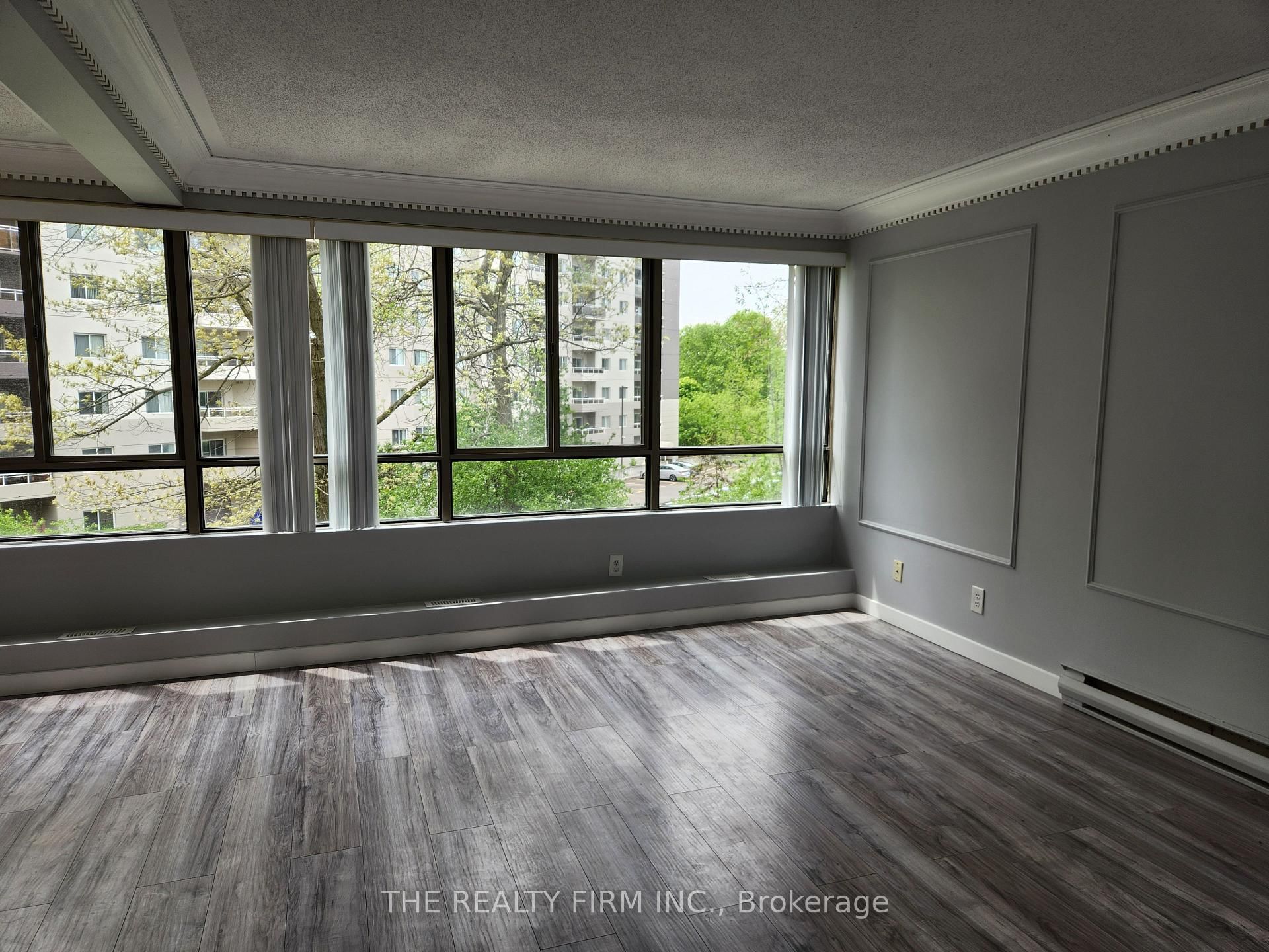 570 Proudfoot Lane, Unit 309