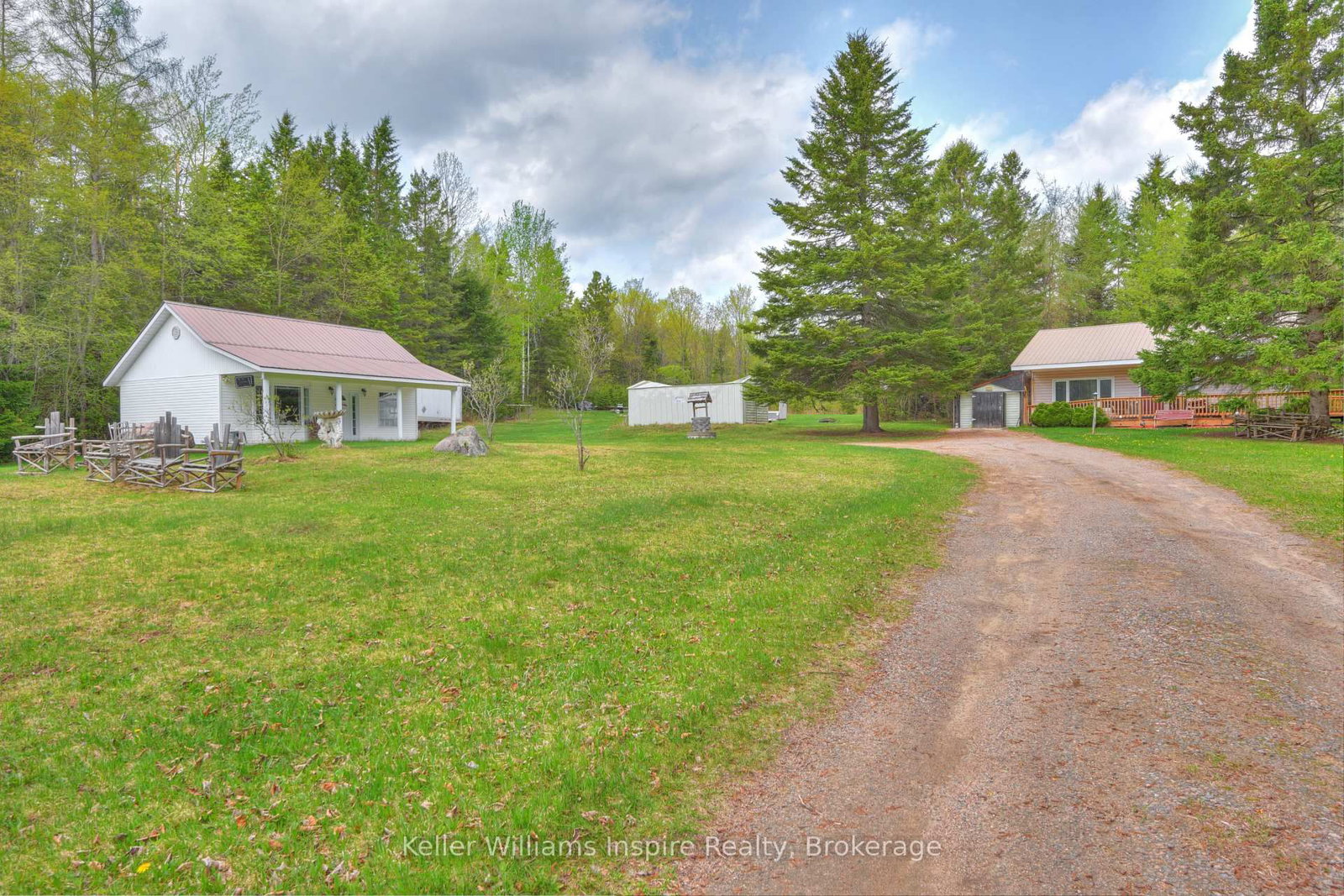 5311 Loop Road • Highlands East, ON photo 2