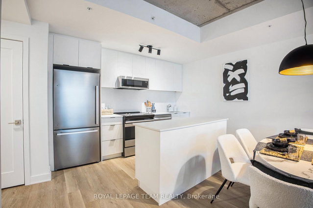 B210 - 1655 Carling Avenue