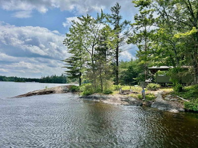 Detached House for sale at 2 Island 5KL Pa Burnt Island, Gravenhurst, Ontario, P0E 1G0 - Morrison - MLS: X13153668