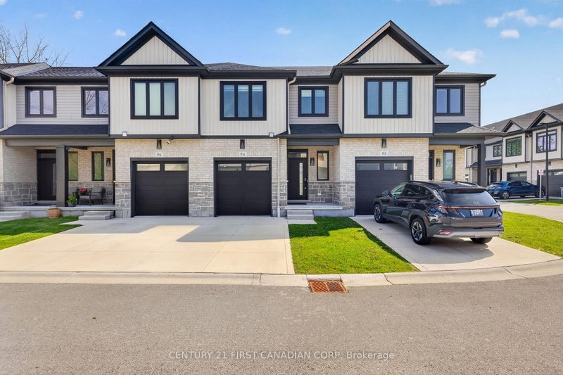 home for sale on 84-601 Lions Park Drive
