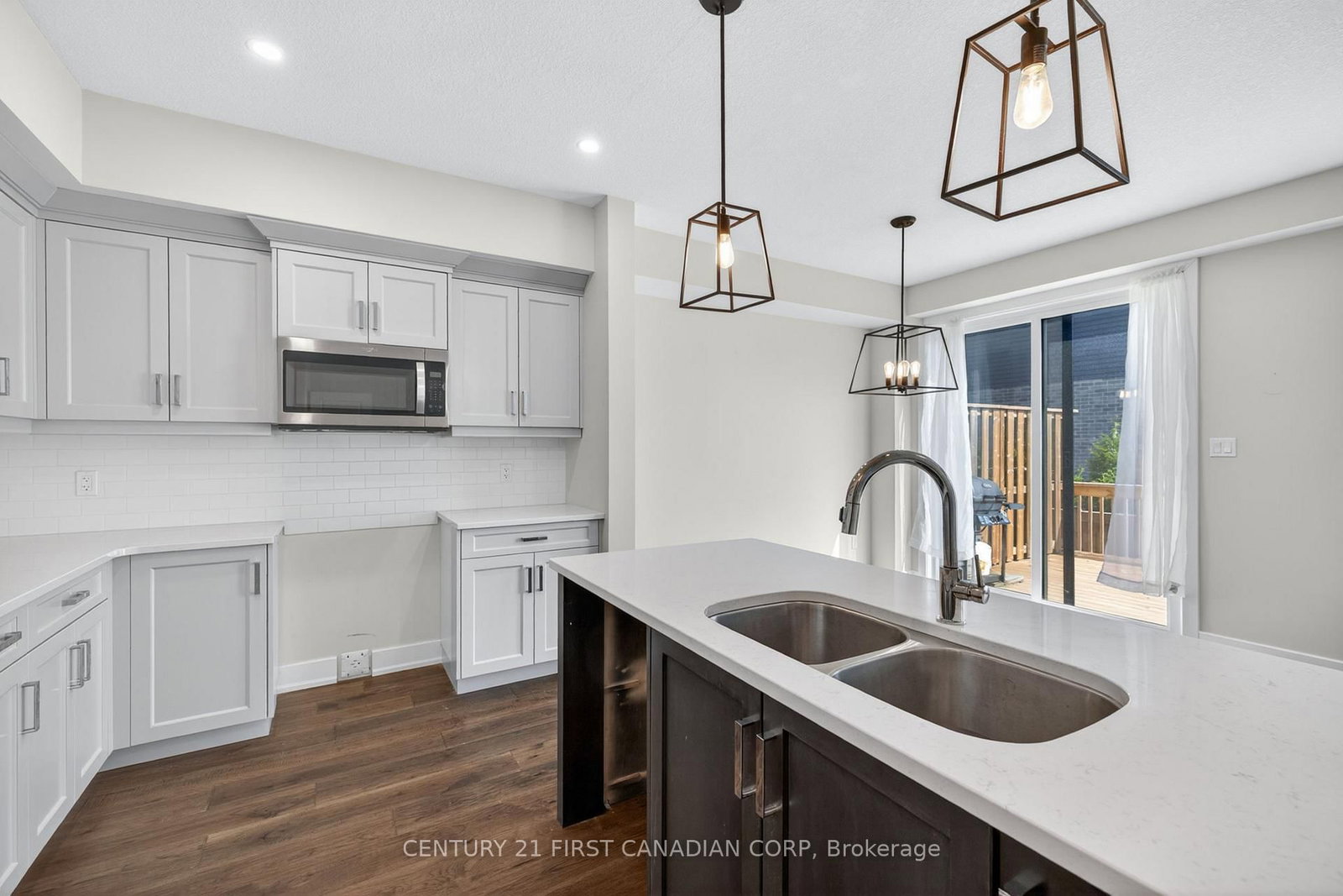 601 Lions Park Drive • #84 • Strathroy-Caradoc, ON photo 12