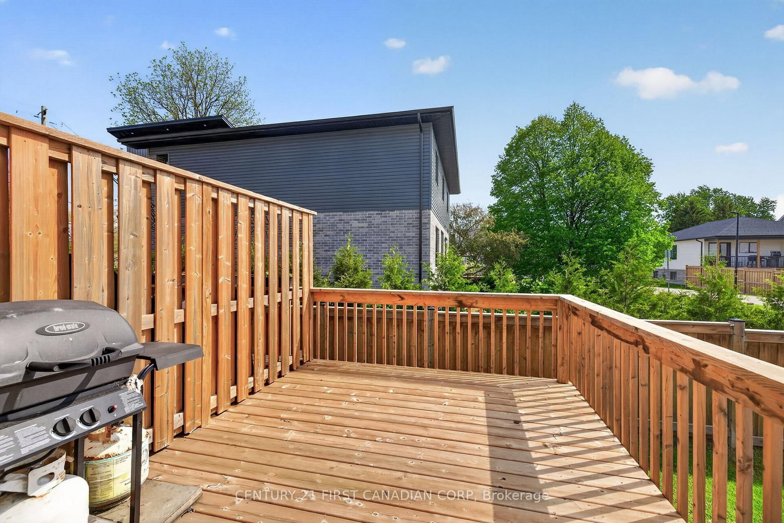 601 Lions Park Drive • #84 • Strathroy-Caradoc, ON photo 31