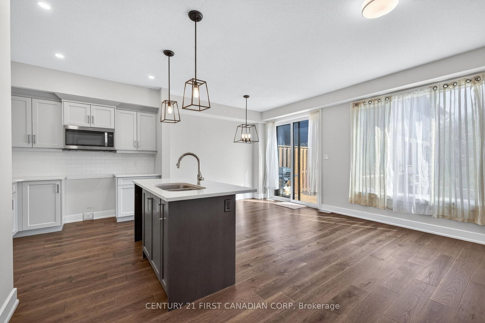 601 Lions Park Drive • #84 • Strathroy-Caradoc, ON photo 8