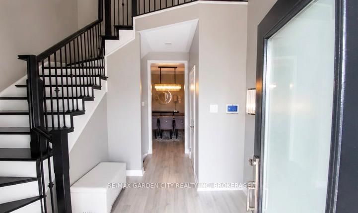 229 Shoreview Drive • Welland, ON photo 3