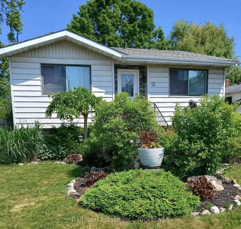 13 Coyle Crescent