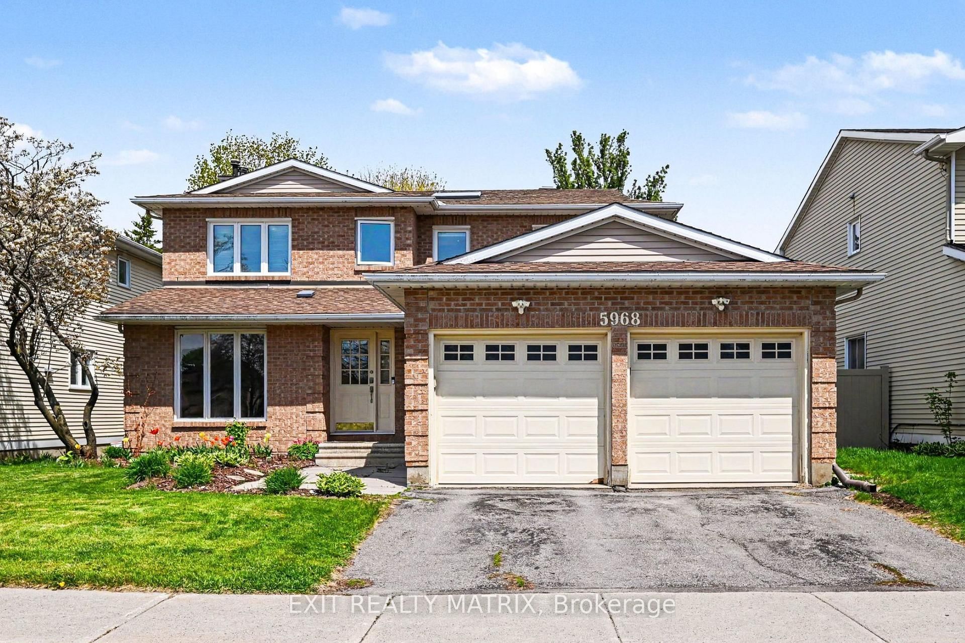 5968 Meadowglen Drive, Orleans, ON