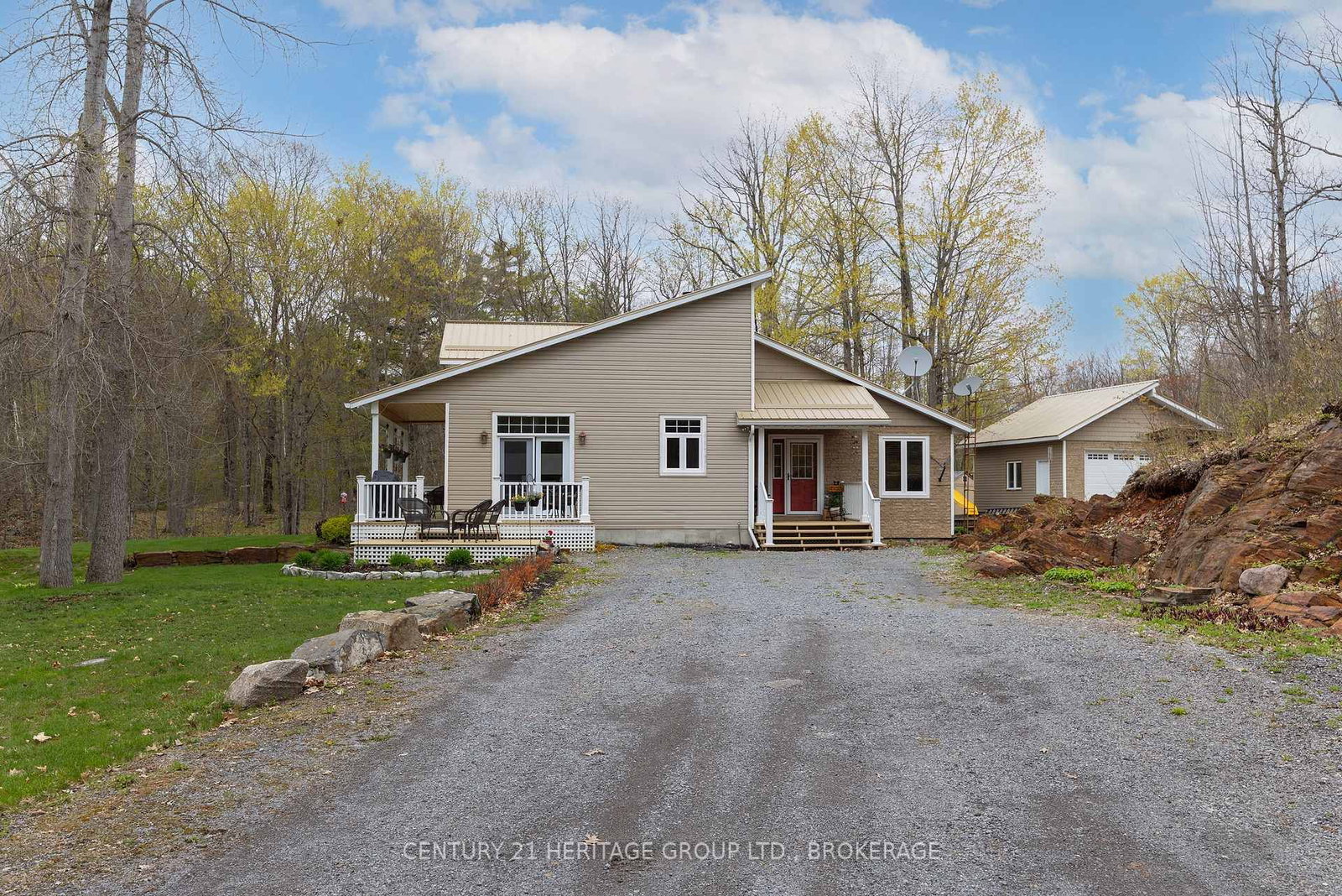 173 Castle Rock Lane • Tamworth, ON photo 2